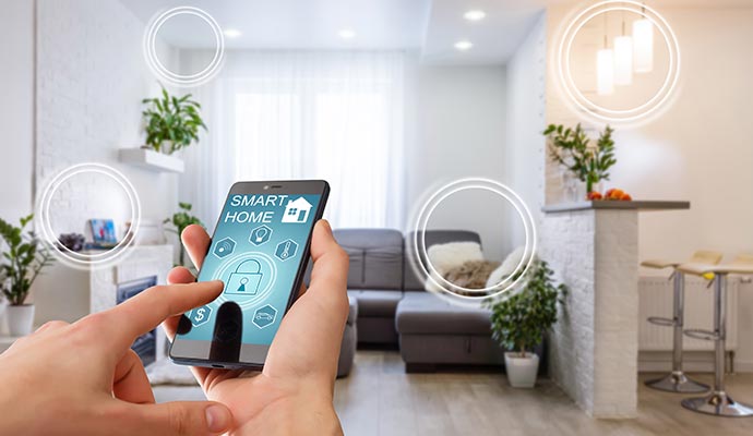 App controlling smart home security system for monitoring