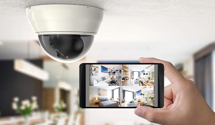 the demonstration of home monitoring using installed home security service