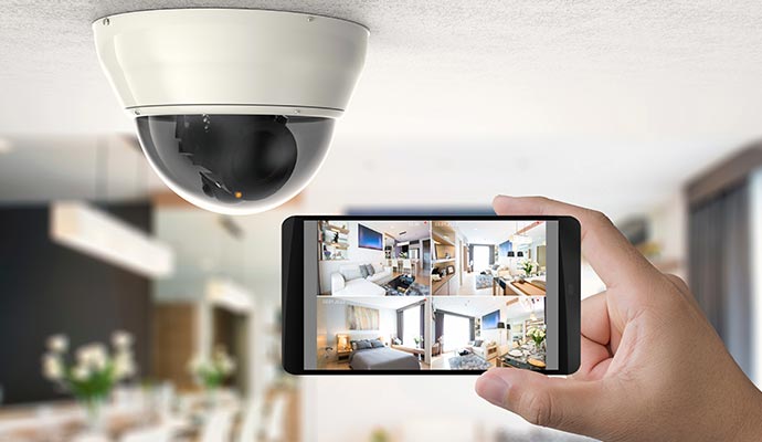 Stay Informed with Real-Time CCTV Footage on Your Smartphone.